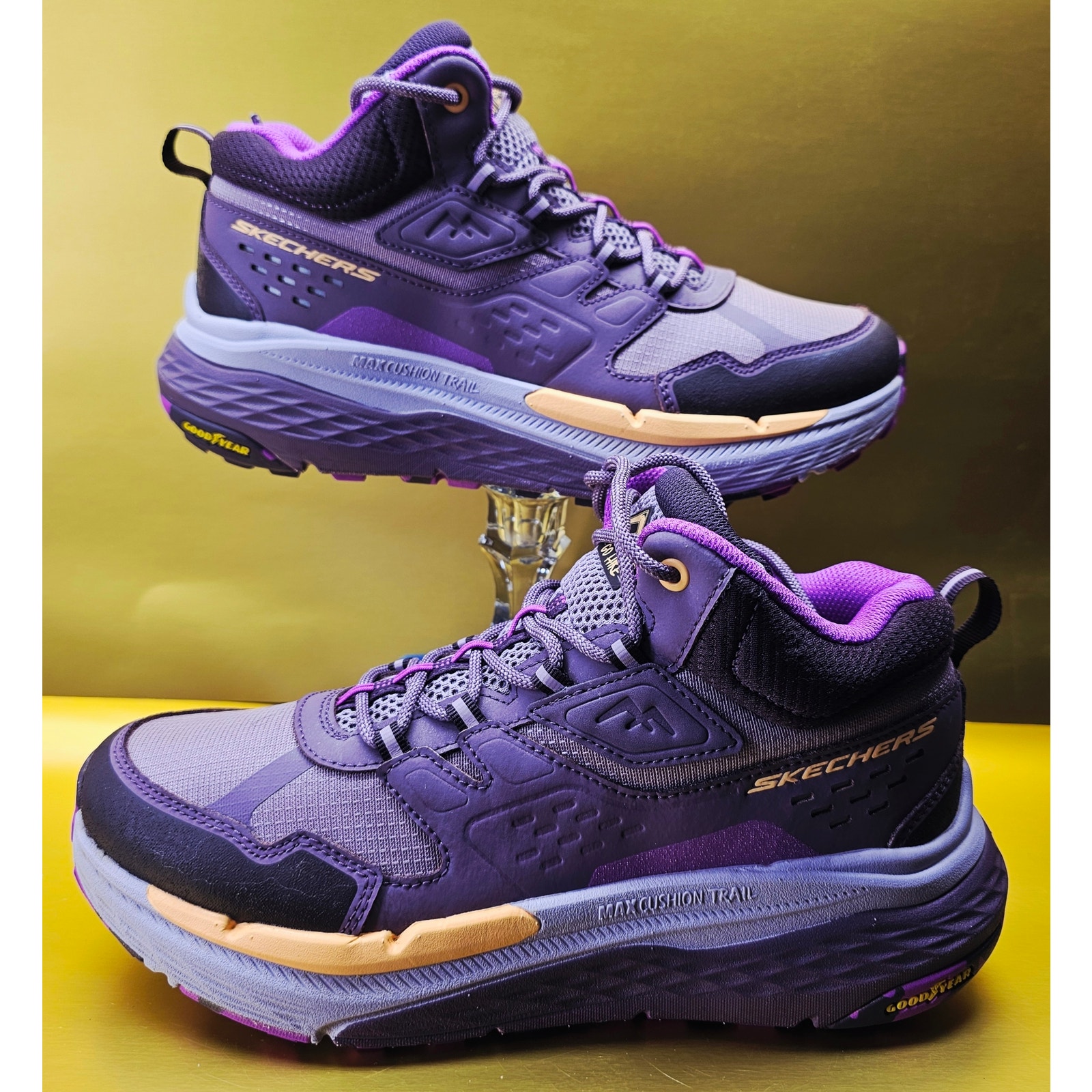 Skechers Women 8 Comfy Footwear